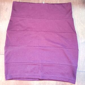 Limité Burgundy Red Pencil Skirt